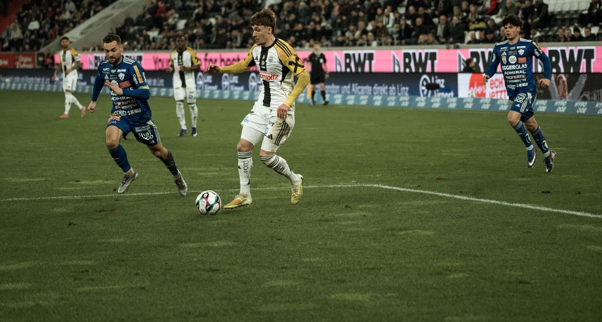 64237aa5 8e4f 44a5 8189 742235cd4feb 1