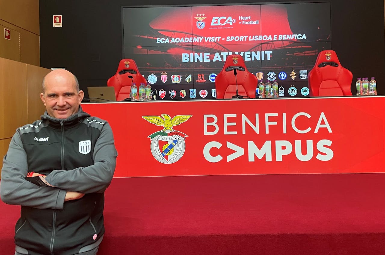 Header Muhr Benfica