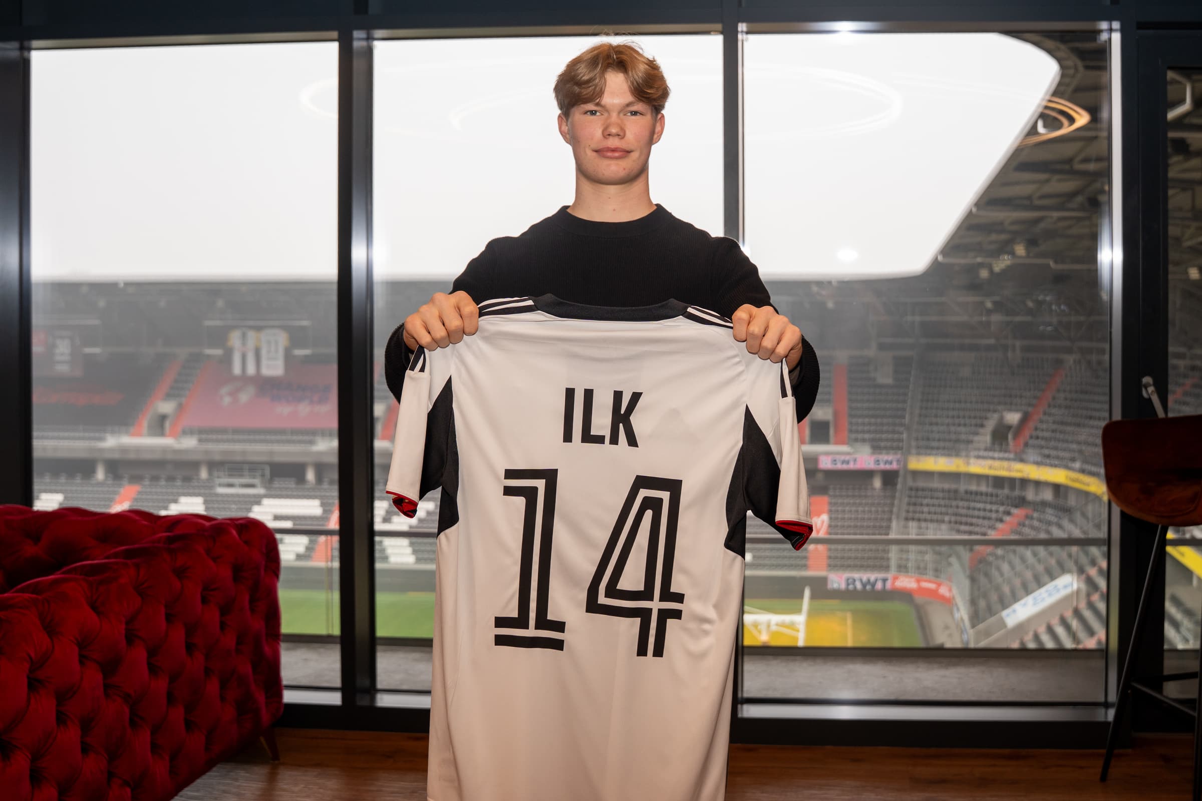 Ilk Verrtagsverlängerung 12