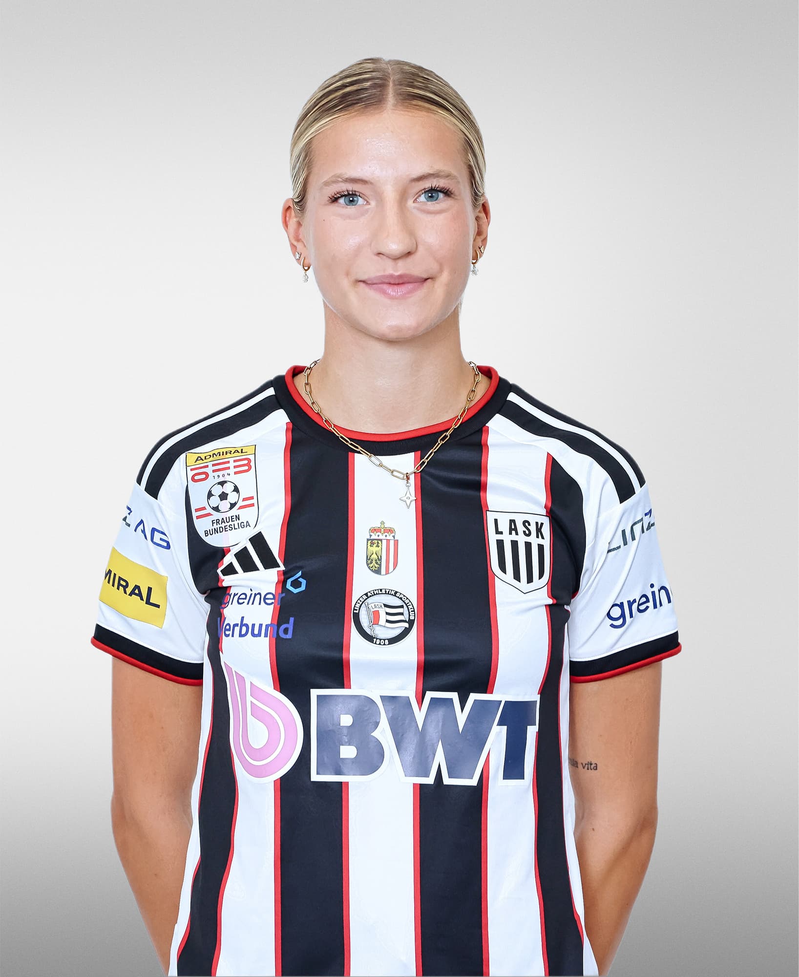 Leonie Schmidle
